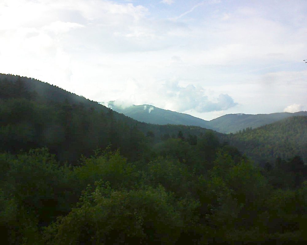 Le petit ballon vu depuis le Domaine Langmatt à Murbach le 07.06.2018 à 19:15 Le petit ballon (Alsace, Vosges) le 07.06.2018 à 19:15