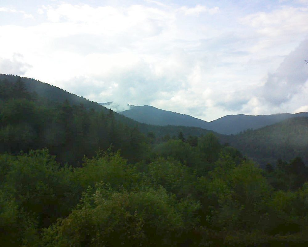 Le petit ballon vu depuis le Domaine Langmatt à Murbach le 07.06.2018 à 19:30 Le petit ballon (Alsace, Vosges) le 07.06.2018 à 19:30