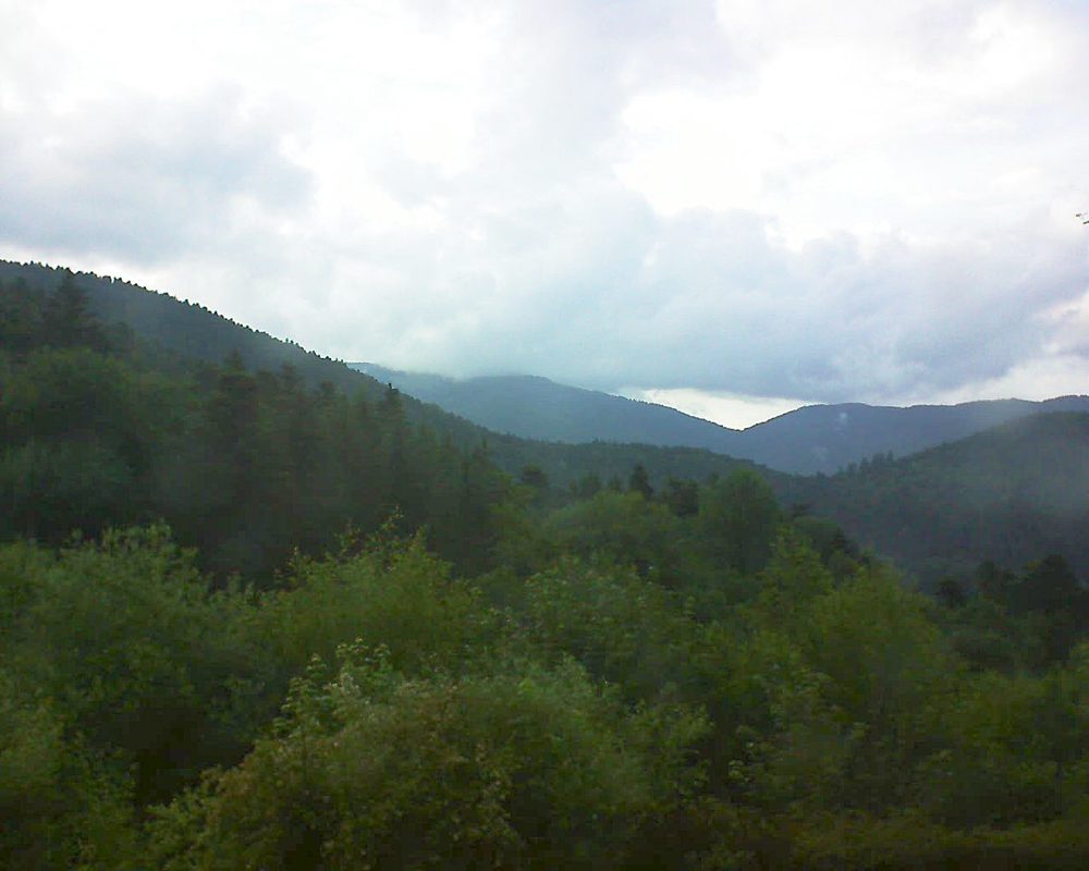 Le petit ballon vu depuis le Domaine Langmatt à Murbach le 07.06.2018 à 19:45 Le petit ballon (Alsace, Vosges) le 07.06.2018 à 19:45