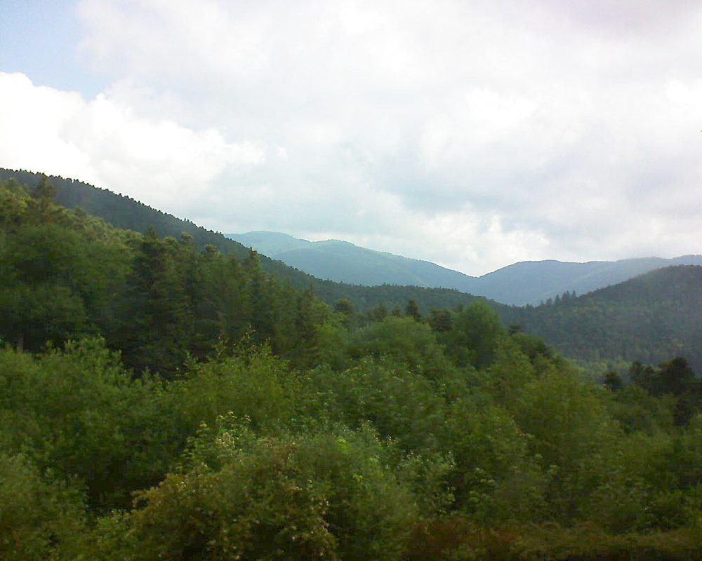 Le petit ballon vu depuis le Domaine Langmatt à Murbach le 08.06.2018 à 09:30 Le petit ballon (Alsace, Vosges) le 08.06.2018 à 09:30