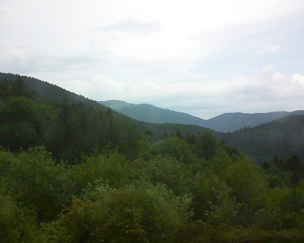 Le petit ballon vu depuis le Domaine Langmatt à Murbach le 08.06.2018 à 16:45 Le petit ballon (Alsace, Vosges) le 08.06.2018 à 16:45