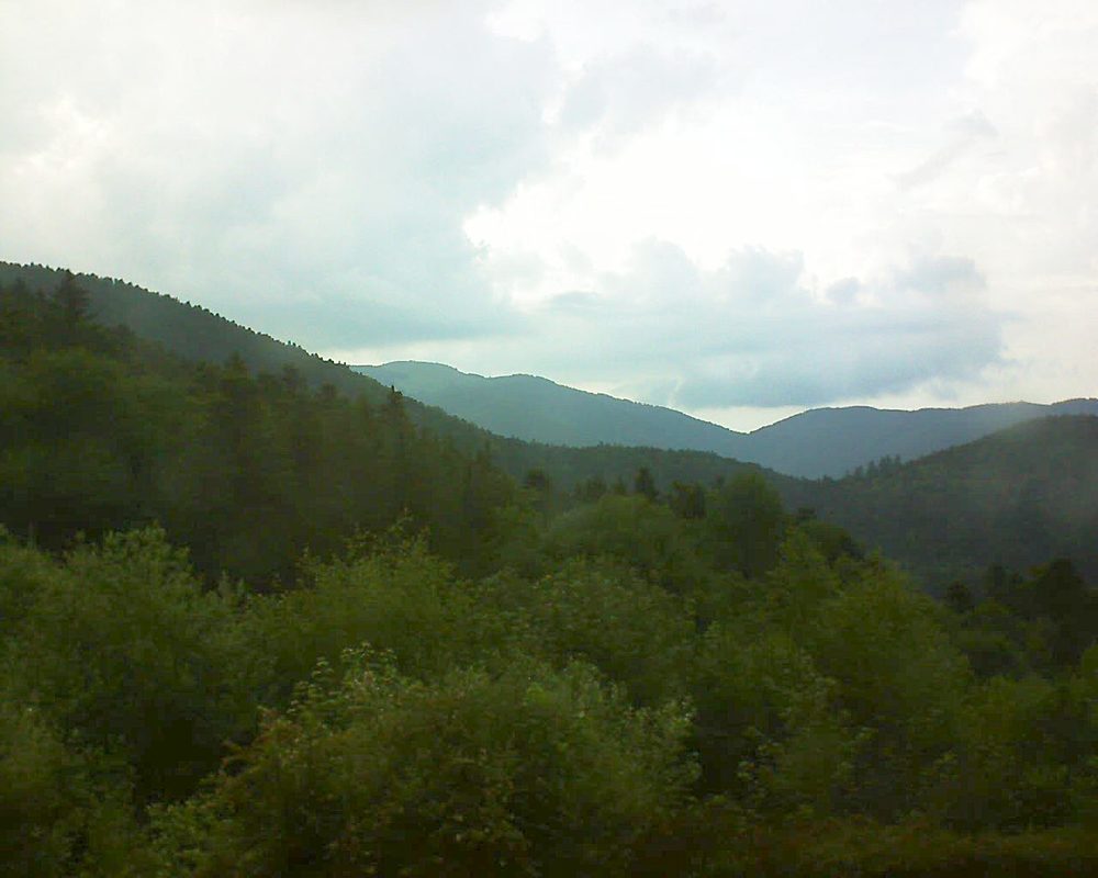 Le petit ballon vu depuis le Domaine Langmatt à Murbach le 08.06.2018 à 20:45 Le petit ballon (Alsace, Vosges) le 08.06.2018 à 20:45
