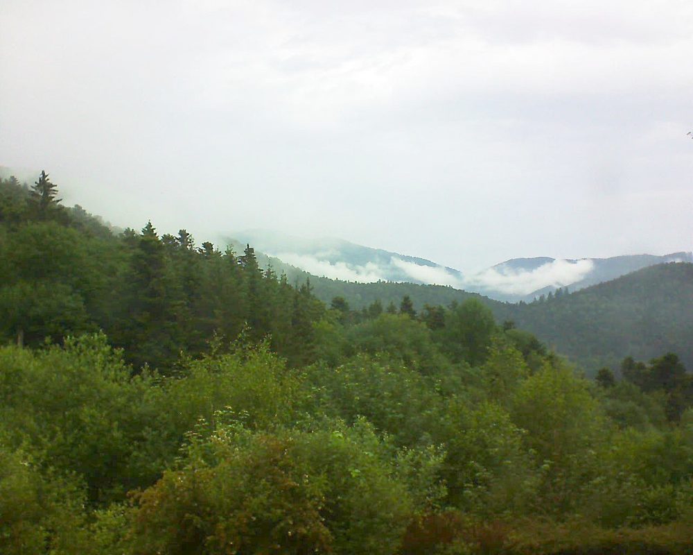 Le petit ballon vu depuis le Domaine Langmatt à Murbach le 09.06.2018 à 09:30 Le petit ballon (Alsace, Vosges) le 09.06.2018 à 09:30