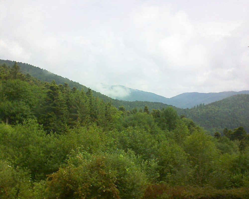 Le petit ballon vu depuis le Domaine Langmatt à Murbach le 09.06.2018 à 10:45 Le petit ballon (Alsace, Vosges) le 09.06.2018 à 10:45