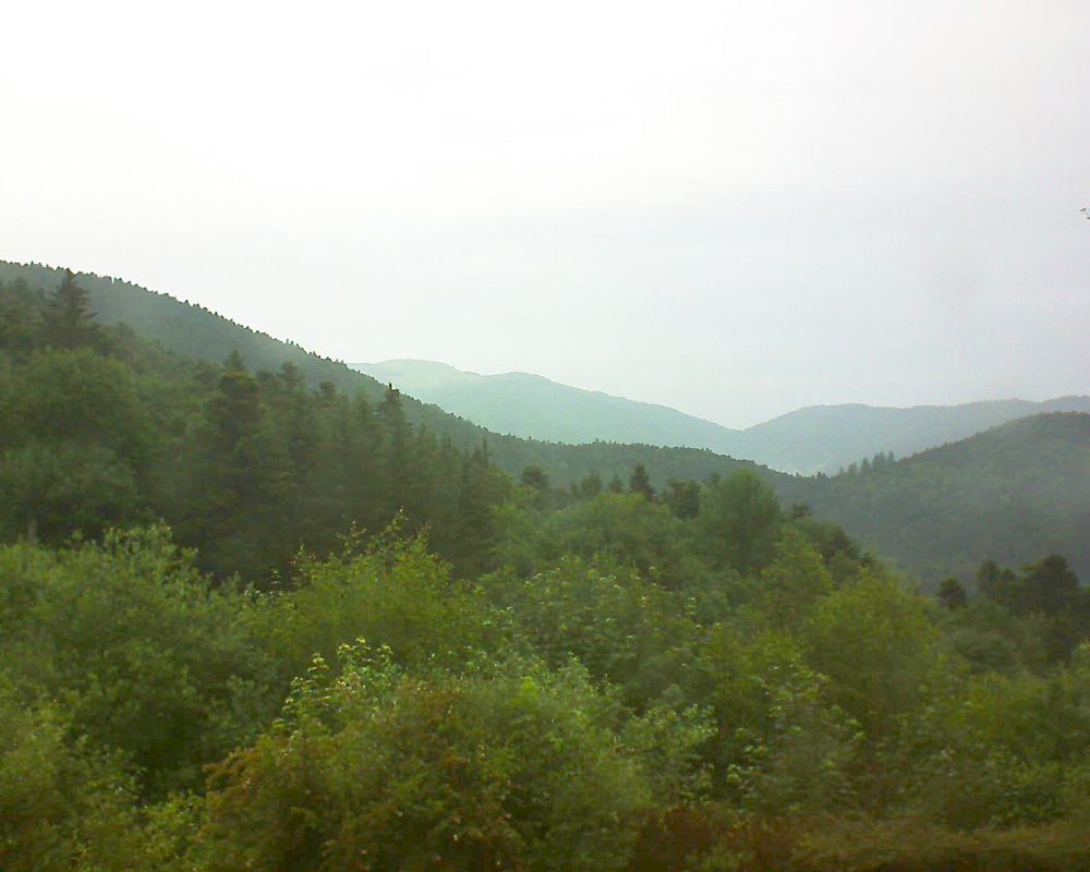 Le petit ballon vu depuis le Domaine Langmatt à Murbach le 09.06.2018 à 20:30 Le petit ballon (Alsace, Vosges) le 09.06.2018 à 20:30