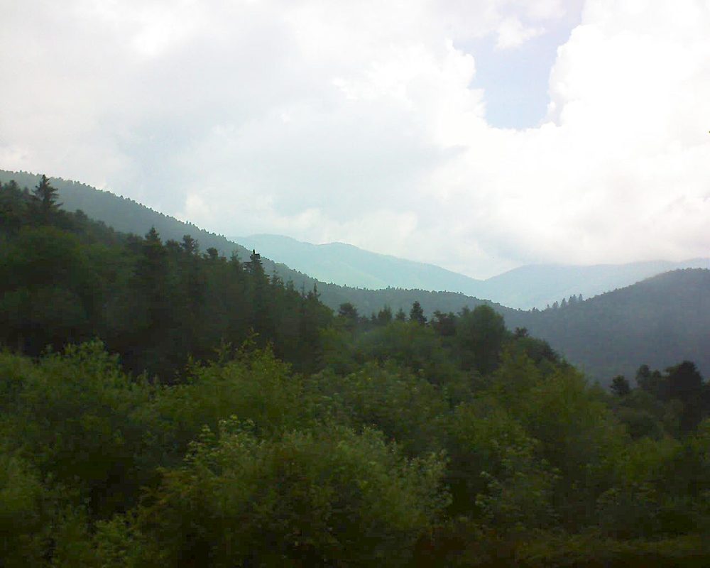 Le petit ballon vu depuis le Domaine Langmatt à Murbach le 10.06.2018 à 11:30 Le petit ballon (Alsace, Vosges) le 10.06.2018 à 11:30