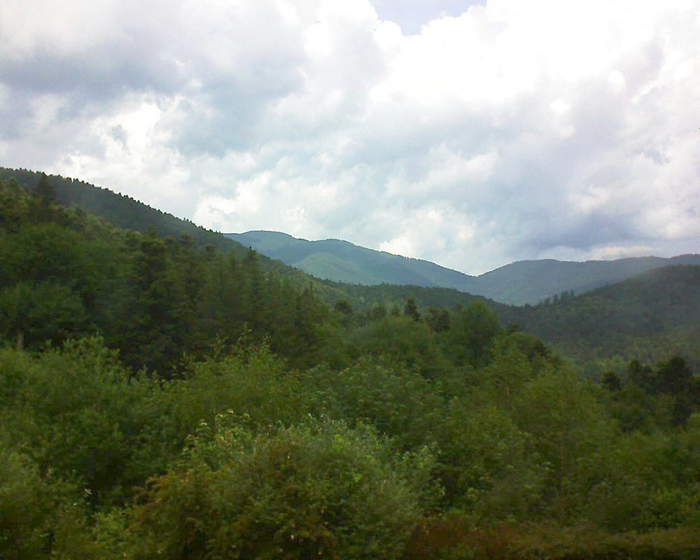 Le petit ballon vu depuis le Domaine Langmatt à Murbach le 10.06.2018 à 14:00 Le petit ballon (Alsace, Vosges) le 10.06.2018 à 14:00