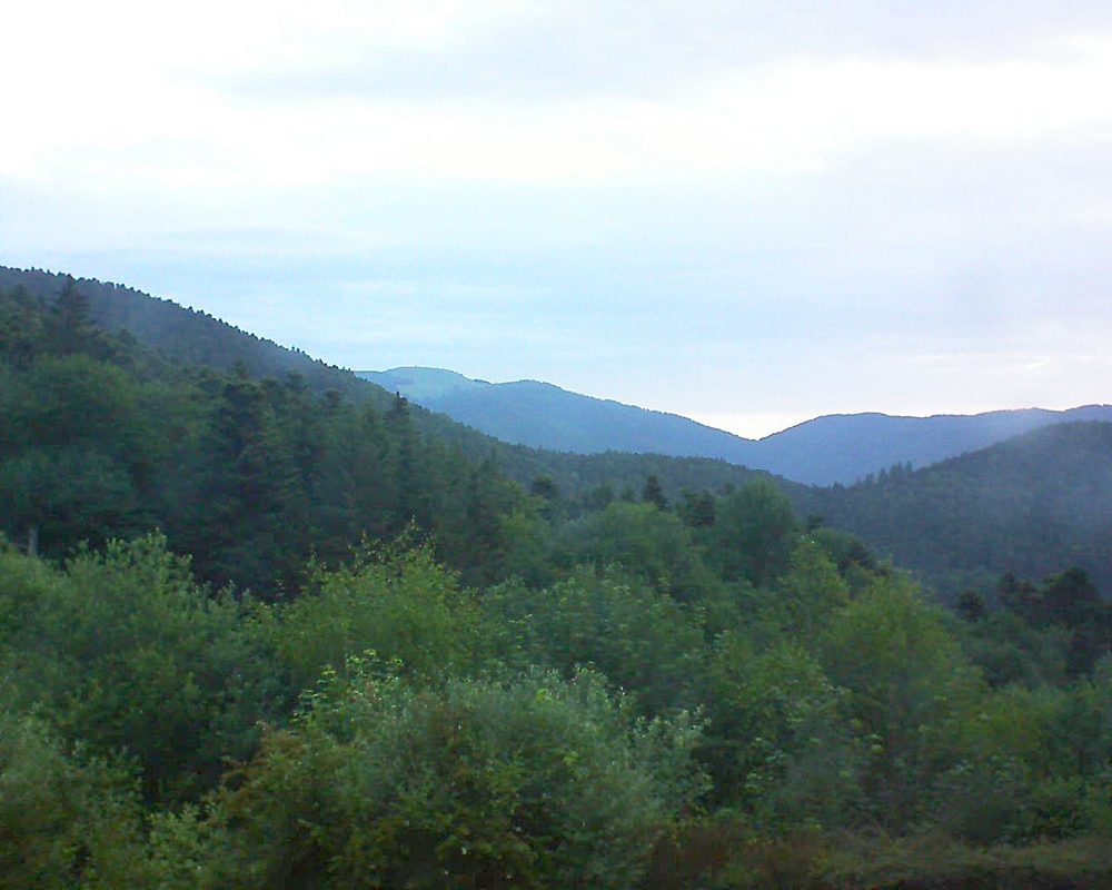 Le petit ballon vu depuis le Domaine Langmatt à Murbach le 11.06.2018 à 05:45 Le petit ballon (Alsace, Vosges) le 11.06.2018 à 05:45