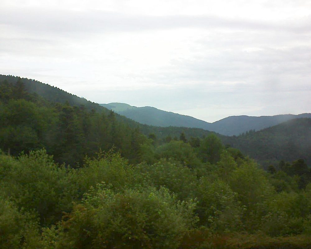 Le petit ballon vu depuis le Domaine Langmatt à Murbach le 11.06.2018 à 07:15 Le petit ballon (Alsace, Vosges) le 11.06.2018 à 07:15