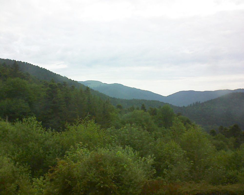 Le petit ballon vu depuis le Domaine Langmatt à Murbach le 11.06.2018 à 07:45 Le petit ballon (Alsace, Vosges) le 11.06.2018 à 07:45