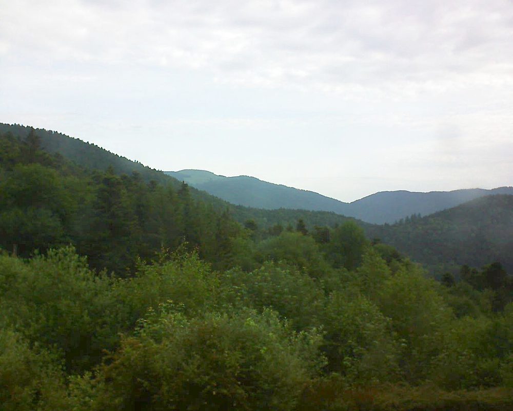 Le petit ballon vu depuis le Domaine Langmatt à Murbach le 11.06.2018 à 08:15 Le petit ballon (Alsace, Vosges) le 11.06.2018 à 08:15