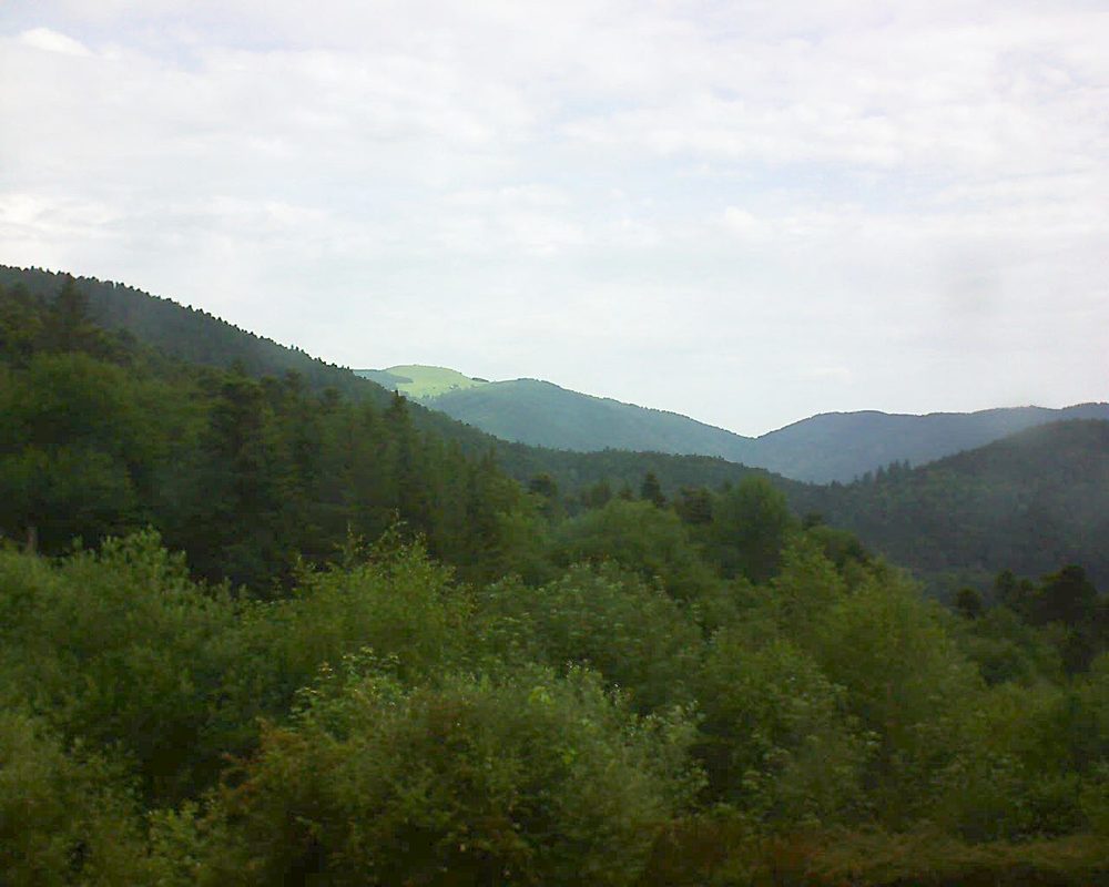 Le petit ballon vu depuis le Domaine Langmatt à Murbach le 11.06.2018 à 09:30 Le petit ballon (Alsace, Vosges) le 11.06.2018 à 09:30
