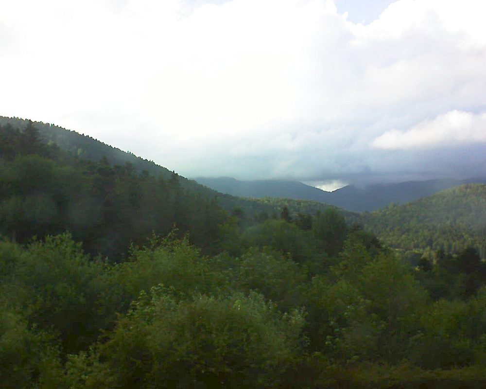 Le petit ballon vu depuis le Domaine Langmatt à Murbach le 11.06.2018 à 19:15 Le petit ballon (Alsace, Vosges) le 11.06.2018 à 19:15