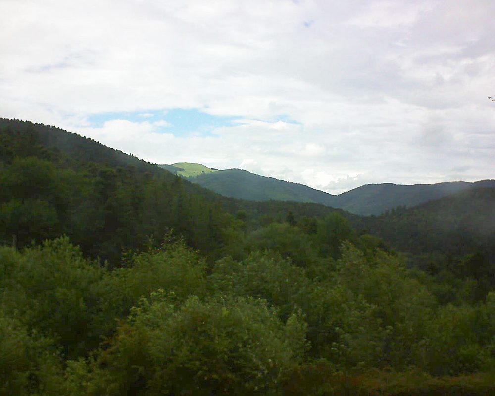 Le petit ballon vu depuis le Domaine Langmatt à Murbach le 12.06.2018 à 16:00 Le petit ballon (Alsace, Vosges) le 12.06.2018 à 16:00