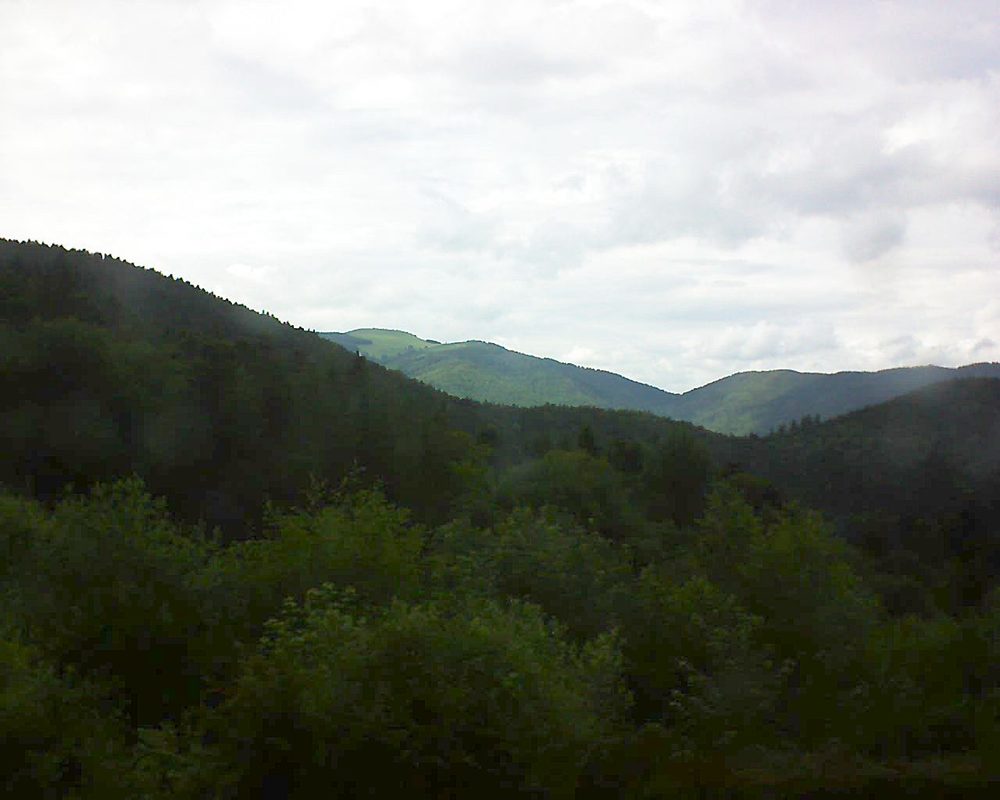 Le petit ballon vu depuis le Domaine Langmatt à Murbach le 12.06.2018 à 17:00 Le petit ballon (Alsace, Vosges) le 12.06.2018 à 17:00
