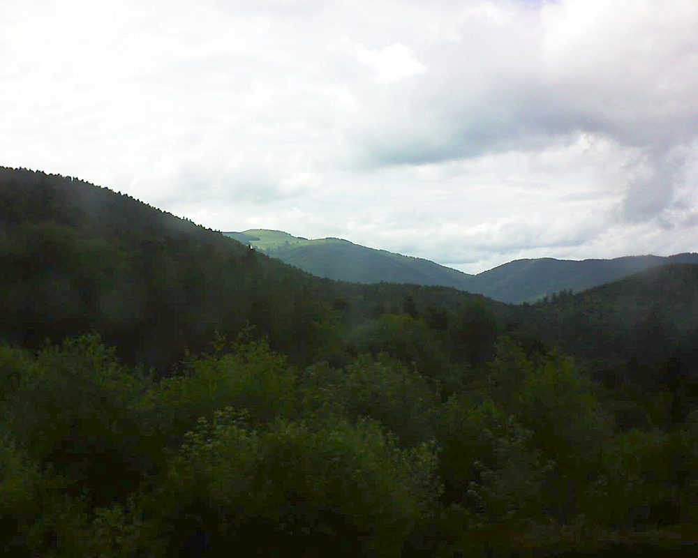Le petit ballon vu depuis le Domaine Langmatt à Murbach le 12.06.2018 à 17:15 Le petit ballon (Alsace, Vosges) le 12.06.2018 à 17:15