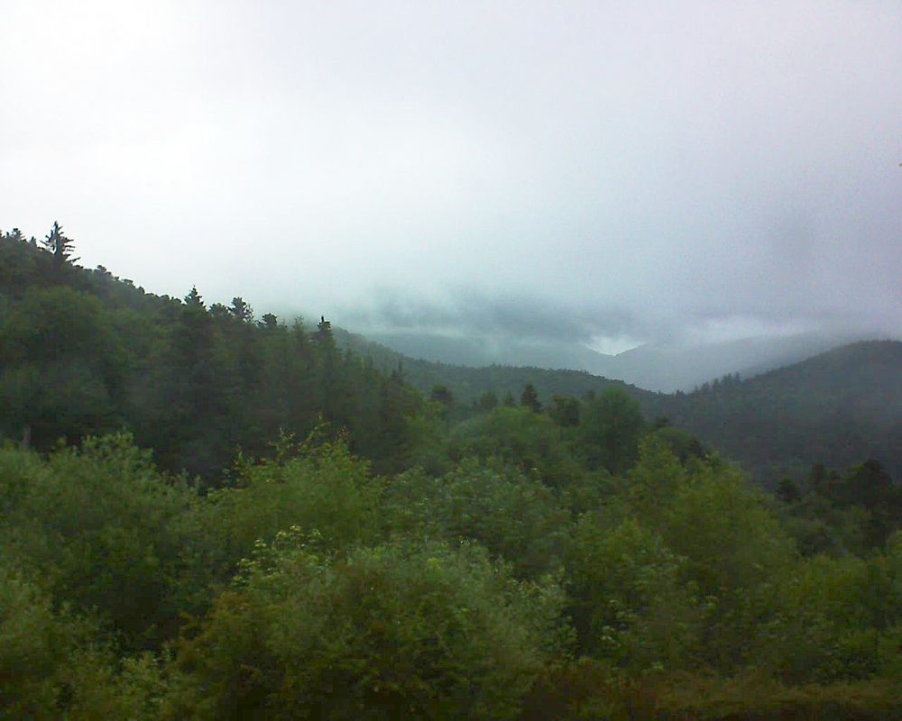 Le petit ballon vu depuis le Domaine Langmatt à Murbach le 12.06.2018 à 20:45 Le petit ballon (Alsace, Vosges) le 12.06.2018 à 20:45