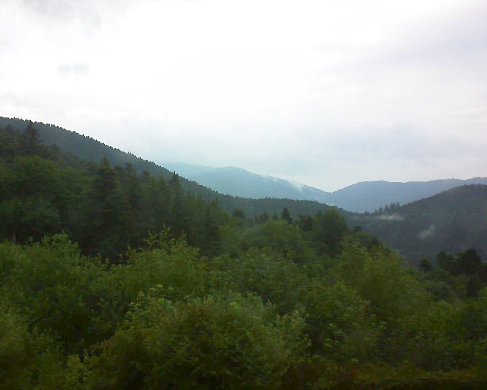 Le petit ballon vu depuis le Domaine Langmatt à Murbach le 13.06.2018 à 07:15 Le petit ballon (Alsace, Vosges) le 13.06.2018 à 07:15