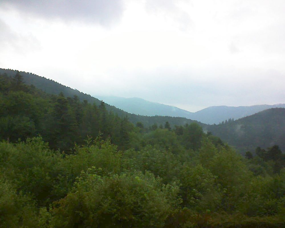 Le petit ballon vu depuis le Domaine Langmatt à Murbach le 13.06.2018 à 07:30 Le petit ballon (Alsace, Vosges) le 13.06.2018 à 07:30