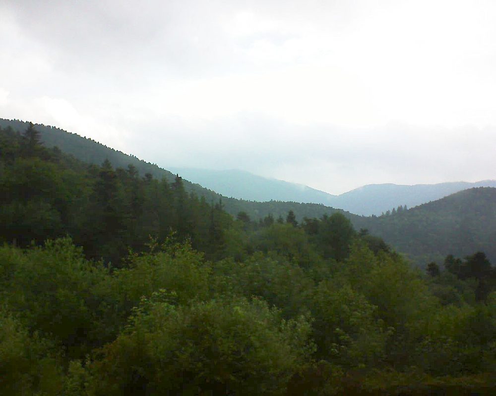 Le petit ballon vu depuis le Domaine Langmatt à Murbach le 13.06.2018 à 08:15 Le petit ballon (Alsace, Vosges) le 13.06.2018 à 08:15