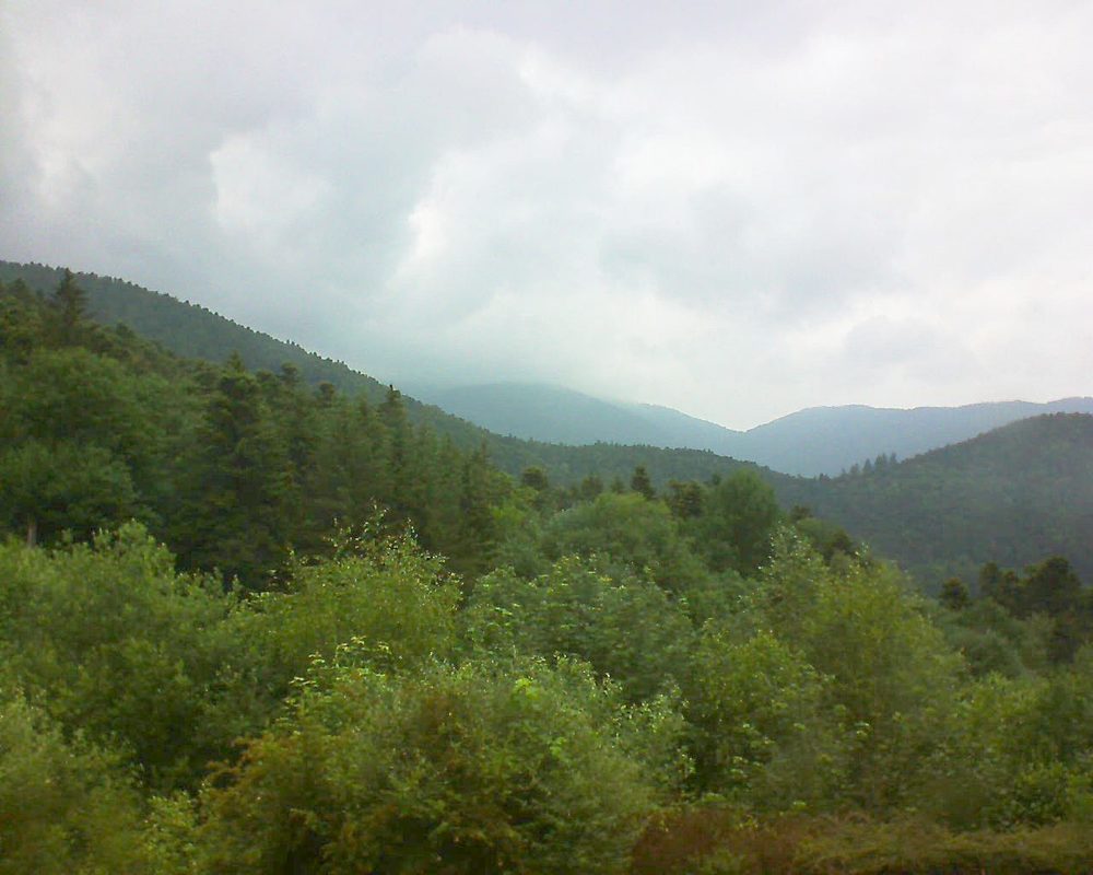 Le petit ballon vu depuis le Domaine Langmatt à Murbach le 13.06.2018 à 10:15 Le petit ballon (Alsace, Vosges) le 13.06.2018 à 10:15
