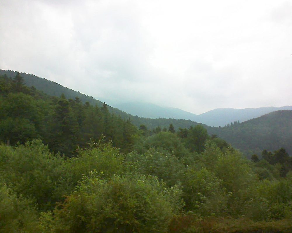 Le petit ballon vu depuis le Domaine Langmatt à Murbach le 13.06.2018 à 10:45 Le petit ballon (Alsace, Vosges) le 13.06.2018 à 10:45