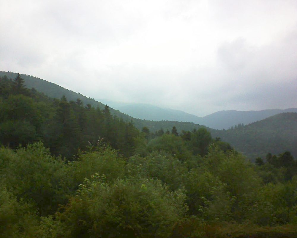 Le petit ballon vu depuis le Domaine Langmatt à Murbach le 13.06.2018 à 12:15 Le petit ballon (Alsace, Vosges) le 13.06.2018 à 12:15