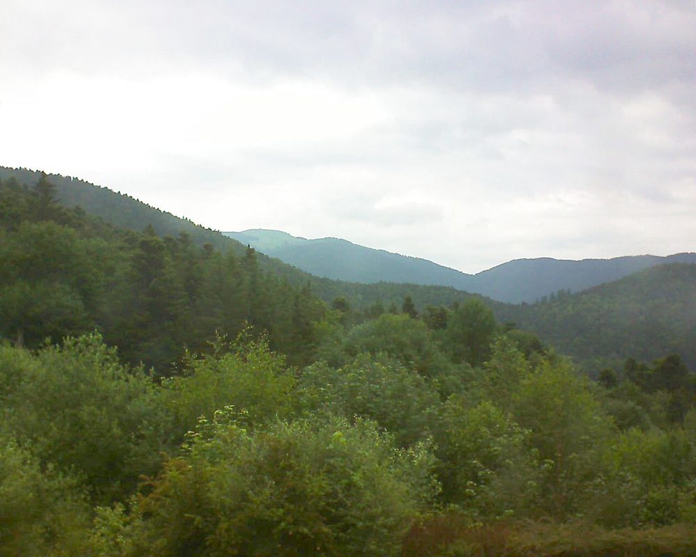 Le petit ballon vu depuis le Domaine Langmatt à Murbach le 13.06.2018 à 16:30 Le petit ballon (Alsace, Vosges) le 13.06.2018 à 16:30