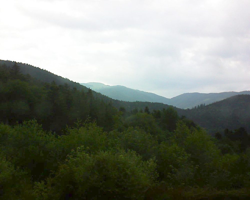 Le petit ballon vu depuis le Domaine Langmatt à Murbach le 13.06.2018 à 18:15 Le petit ballon (Alsace, Vosges) le 13.06.2018 à 18:15