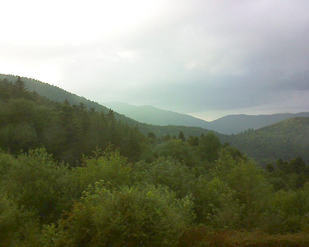 Le petit ballon vu depuis le Domaine Langmatt à Murbach le 13.06.2018 à 20:15 Le petit ballon (Alsace, Vosges) le 13.06.2018 à 20:15
