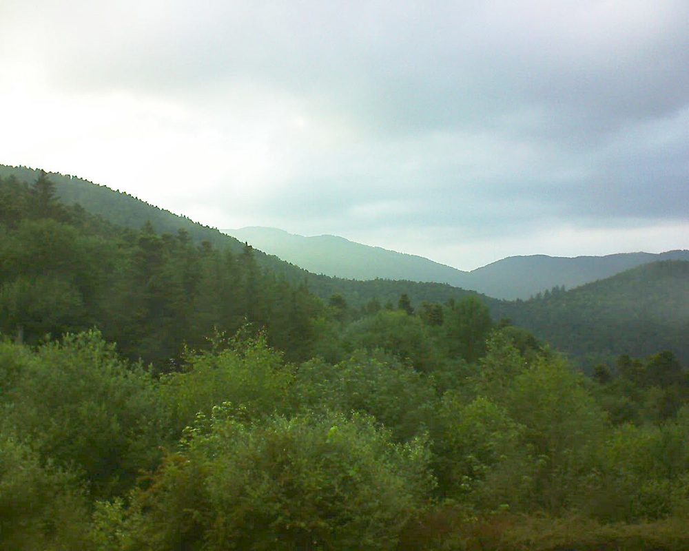 Le petit ballon vu depuis le Domaine Langmatt à Murbach le 13.06.2018 à 20:30 Le petit ballon (Alsace, Vosges) le 13.06.2018 à 20:30