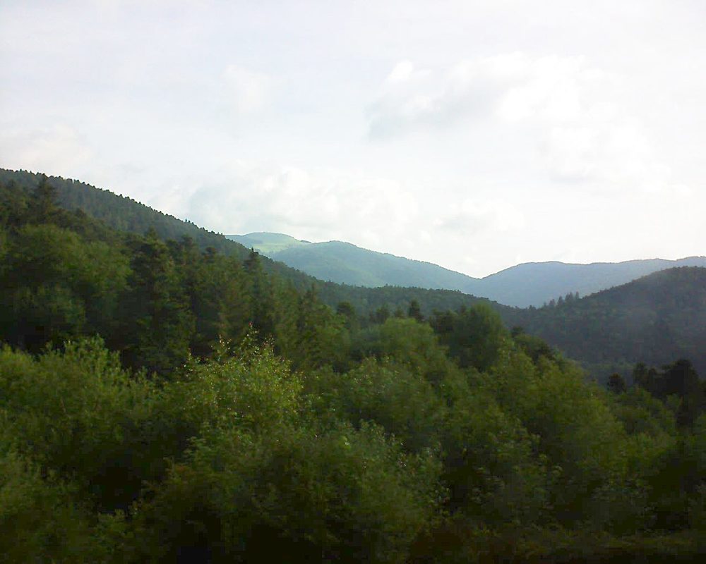 Le petit ballon vu depuis le Domaine Langmatt à Murbach le 14.06.2018 à 08:00 Le petit ballon (Alsace, Vosges) le 14.06.2018 à 08:00