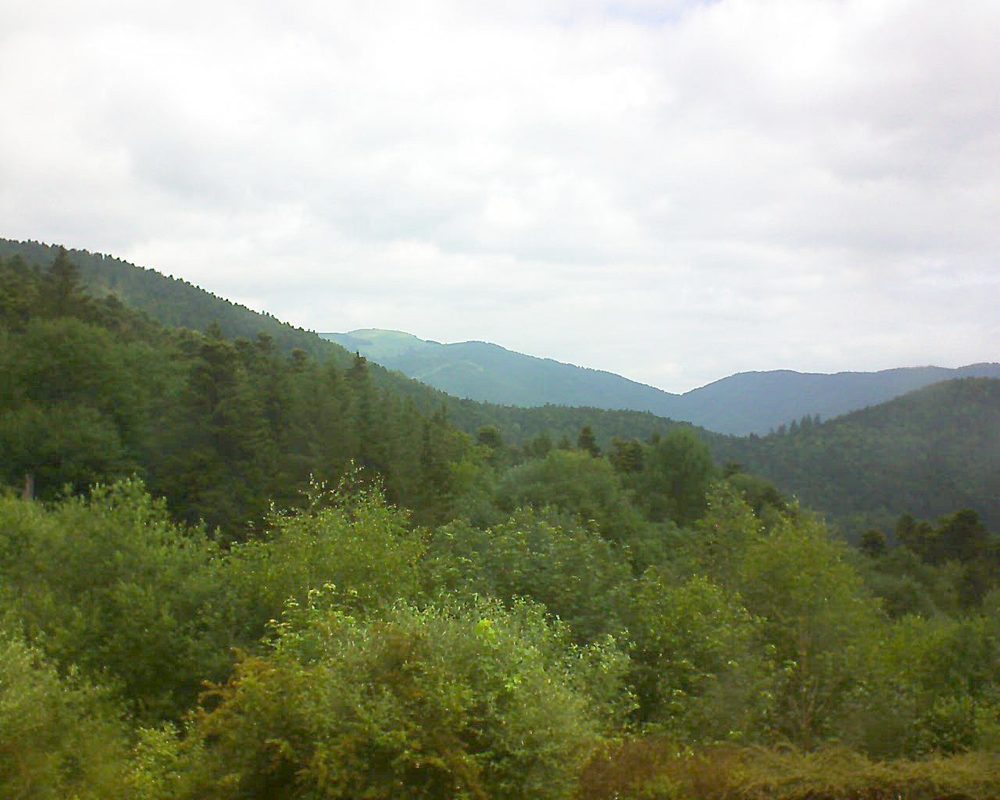 Le petit ballon vu depuis le Domaine Langmatt à Murbach le 14.06.2018 à 11:00 Le petit ballon (Alsace, Vosges) le 14.06.2018 à 11:00