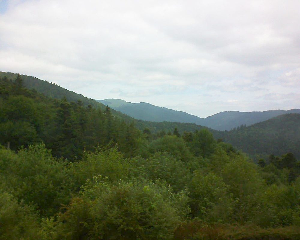 Le petit ballon vu depuis le Domaine Langmatt à Murbach le 14.06.2018 à 12:00 Le petit ballon (Alsace, Vosges) le 14.06.2018 à 12:00