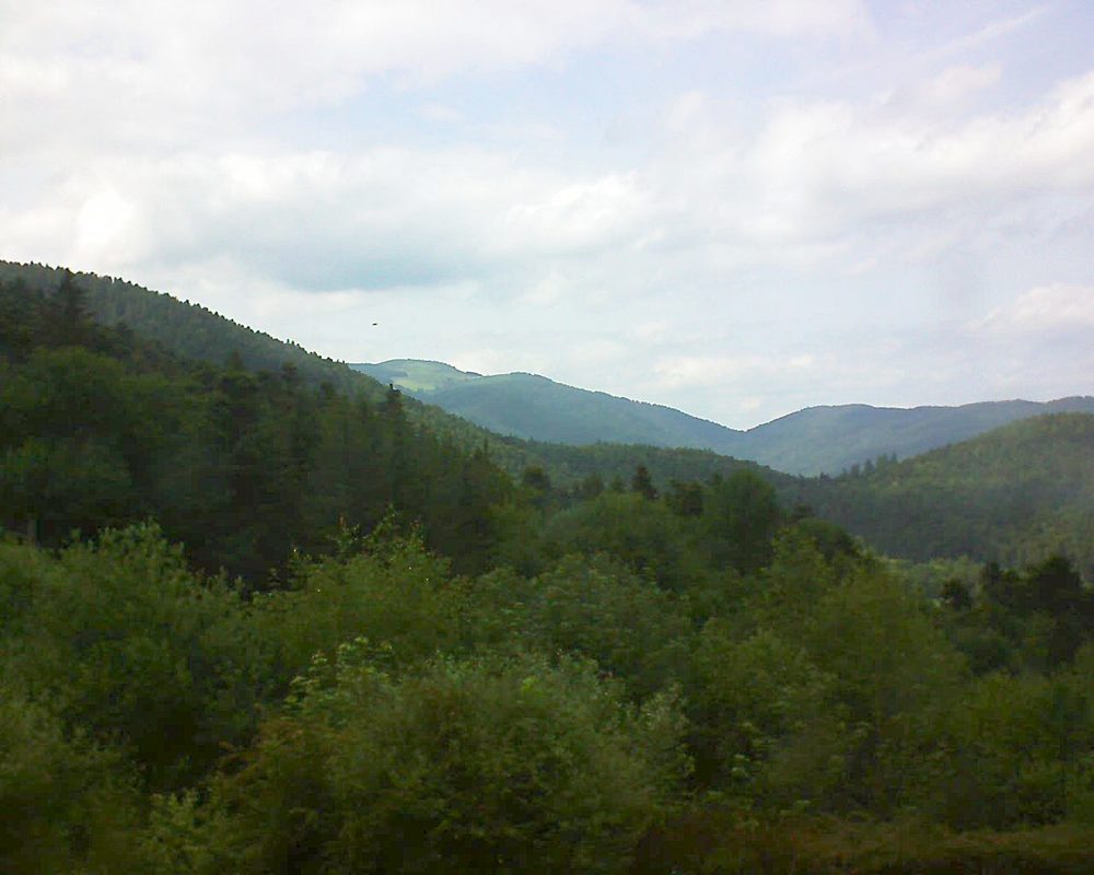 Le petit ballon vu depuis le Domaine Langmatt à Murbach le 14.06.2018 à 16:30 Le petit ballon (Alsace, Vosges) le 14.06.2018 à 16:30
