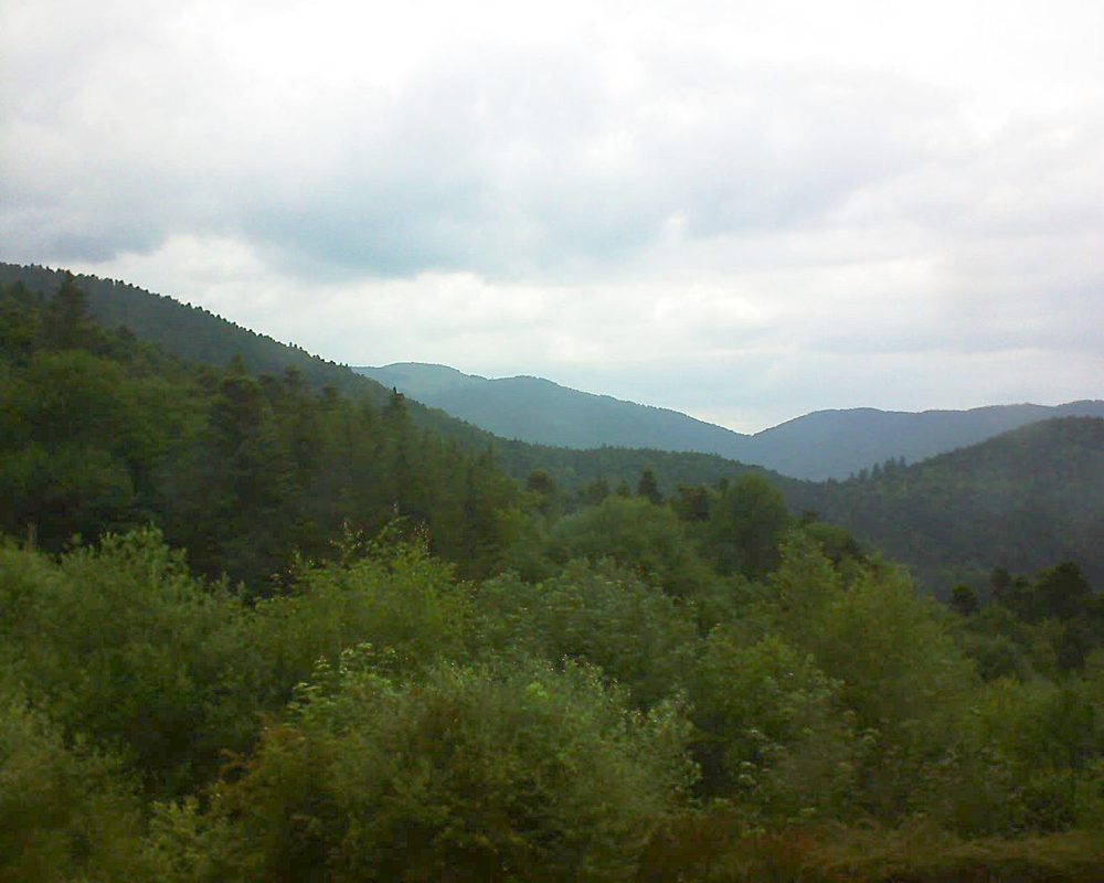 Le petit ballon vu depuis le Domaine Langmatt à Murbach le 14.06.2018 à 19:15 Le petit ballon (Alsace, Vosges) le 14.06.2018 à 19:15