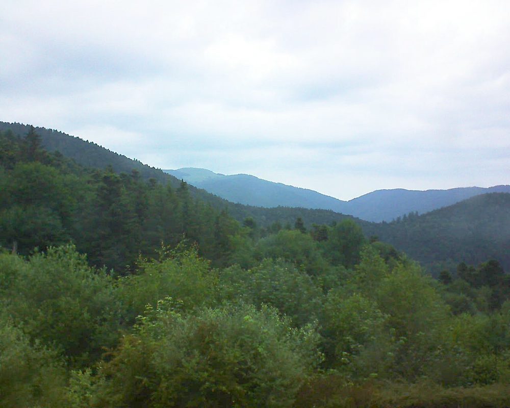 Le petit ballon vu depuis le Domaine Langmatt à Murbach le 14.06.2018 à 21:00 Le petit ballon (Alsace, Vosges) le 14.06.2018 à 21:00