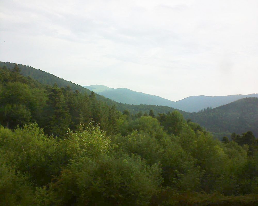 Le petit ballon vu depuis le Domaine Langmatt à Murbach le 15.06.2018 à 08:00 Le petit ballon (Alsace, Vosges) le 15.06.2018 à 08:00