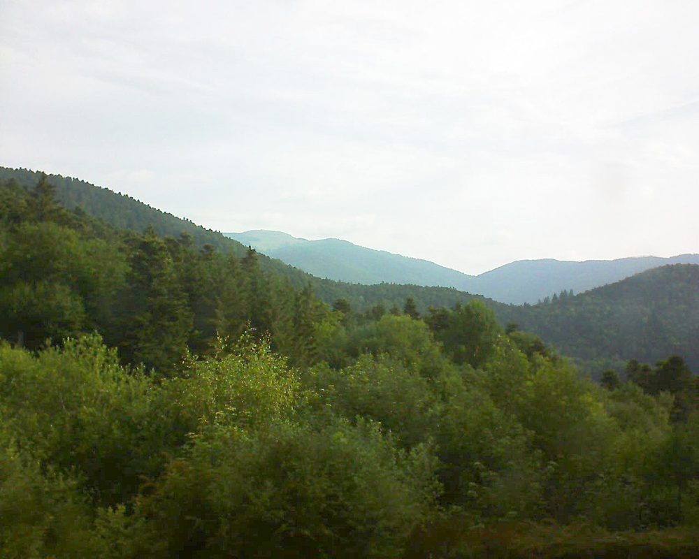 Le petit ballon vu depuis le Domaine Langmatt à Murbach le 15.06.2018 à 08:15 Le petit ballon (Alsace, Vosges) le 15.06.2018 à 08:15
