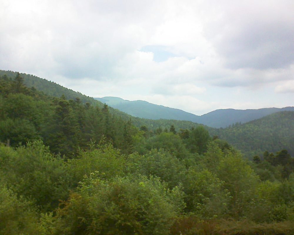 Le petit ballon vu depuis le Domaine Langmatt à Murbach le 15.06.2018 à 11:15 Le petit ballon (Alsace, Vosges) le 15.06.2018 à 11:15