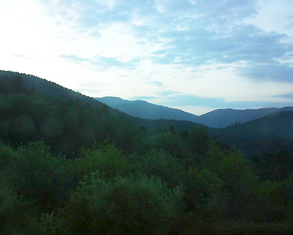 Le petit ballon vu depuis le Domaine Langmatt à Murbach le 15.06.2018 à 21:30 Le petit ballon (Alsace, Vosges) le 15.06.2018 à 21:30