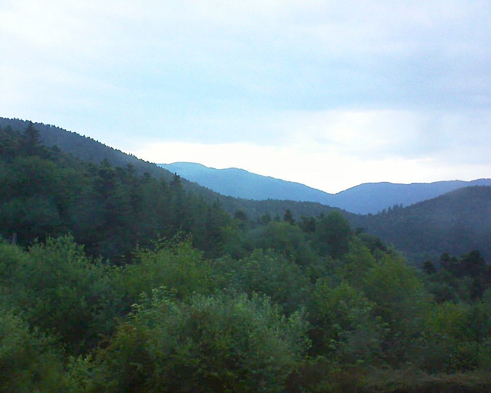Le petit ballon vu depuis le Domaine Langmatt à Murbach le 16.06.2018 à 05:45 Le petit ballon (Alsace, Vosges) le 16.06.2018 à 05:45