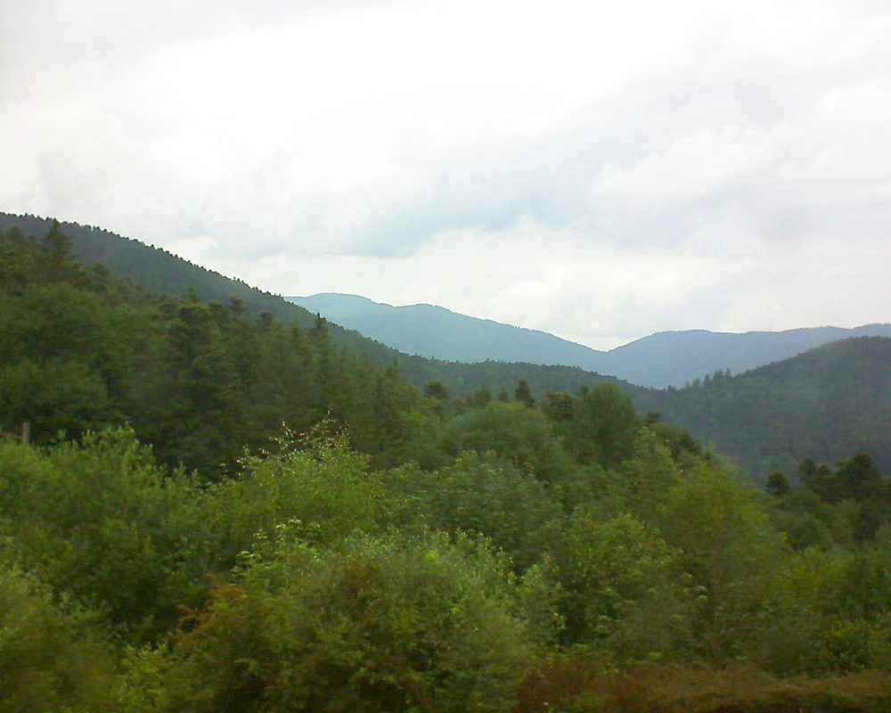 Le petit ballon vu depuis le Domaine Langmatt à Murbach le 16.06.2018 à 13:00 Le petit ballon (Alsace, Vosges) le 16.06.2018 à 13:00