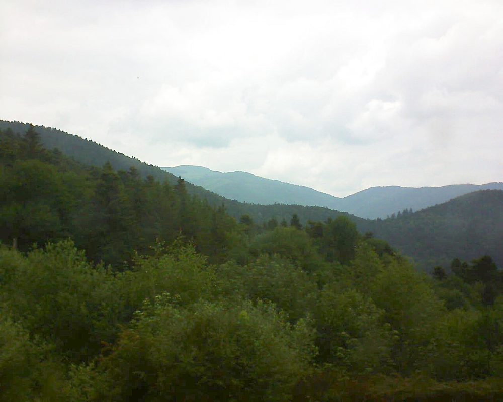 Le petit ballon vu depuis le Domaine Langmatt à Murbach le 16.06.2018 à 13:15 Le petit ballon (Alsace, Vosges) le 16.06.2018 à 13:15