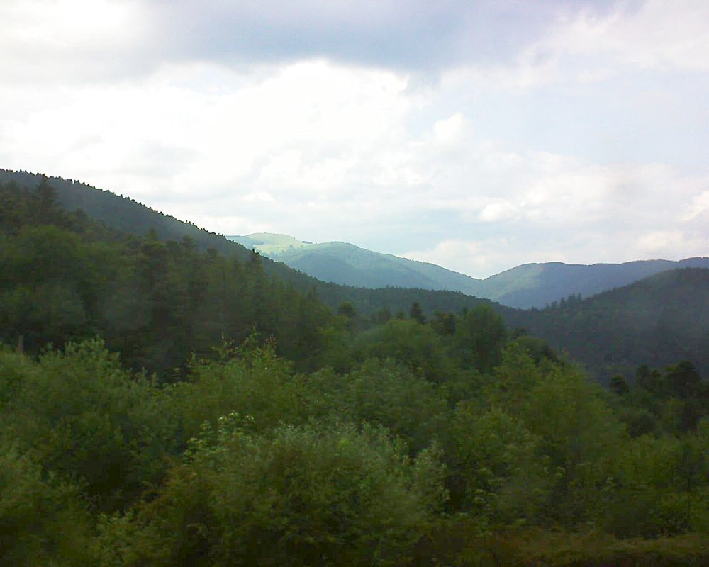 Le petit ballon vu depuis le Domaine Langmatt à Murbach le 16.06.2018 à 17:30 Le petit ballon (Alsace, Vosges) le 16.06.2018 à 17:30