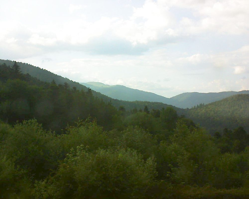 Le petit ballon vu depuis le Domaine Langmatt à Murbach le 16.06.2018 à 19:45 Le petit ballon (Alsace, Vosges) le 16.06.2018 à 19:45