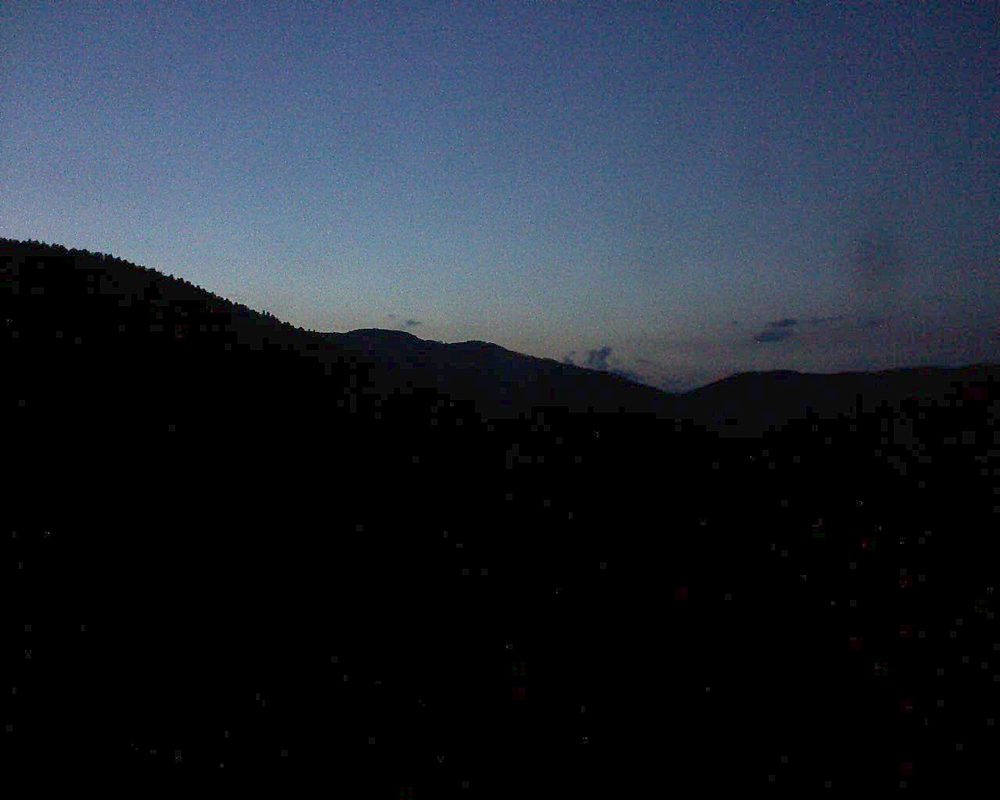 Le petit ballon vu depuis le Domaine Langmatt à Murbach le 16.06.2018 à 22:15 Le petit ballon (Alsace, Vosges) le 16.06.2018 à 22:15