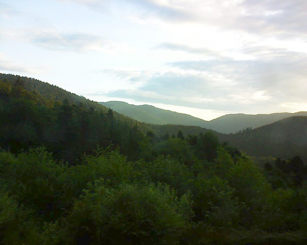 Le petit ballon vu depuis le Domaine Langmatt à Murbach le 17.06.2018 à 06:15 Le petit ballon (Alsace, Vosges) le 17.06.2018 à 06:15