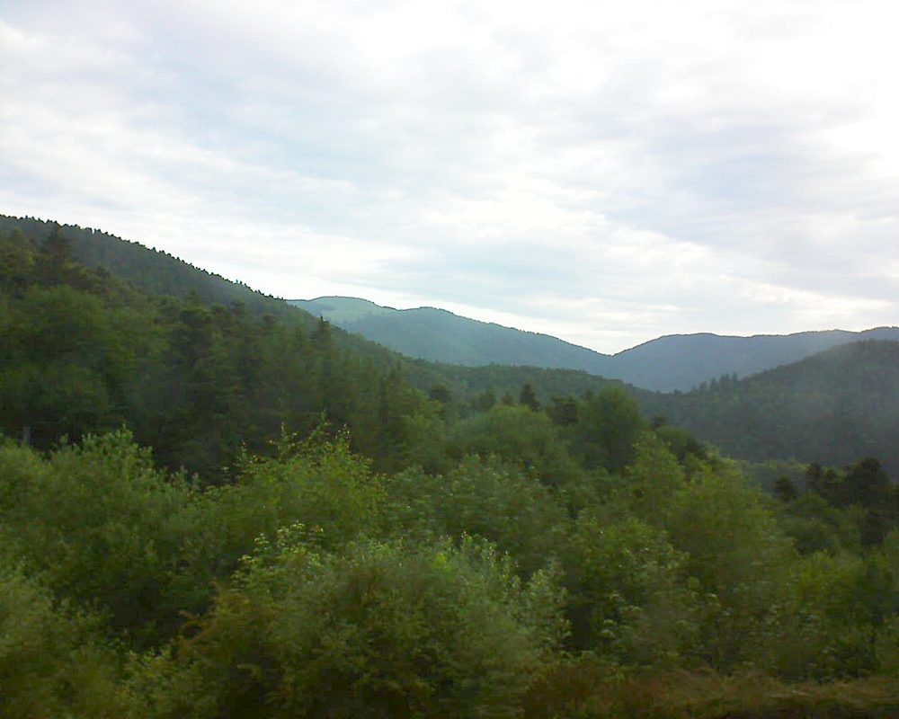 Le petit ballon vu depuis le Domaine Langmatt à Murbach le 17.06.2018 à 07:00 Le petit ballon (Alsace, Vosges) le 17.06.2018 à 07:00