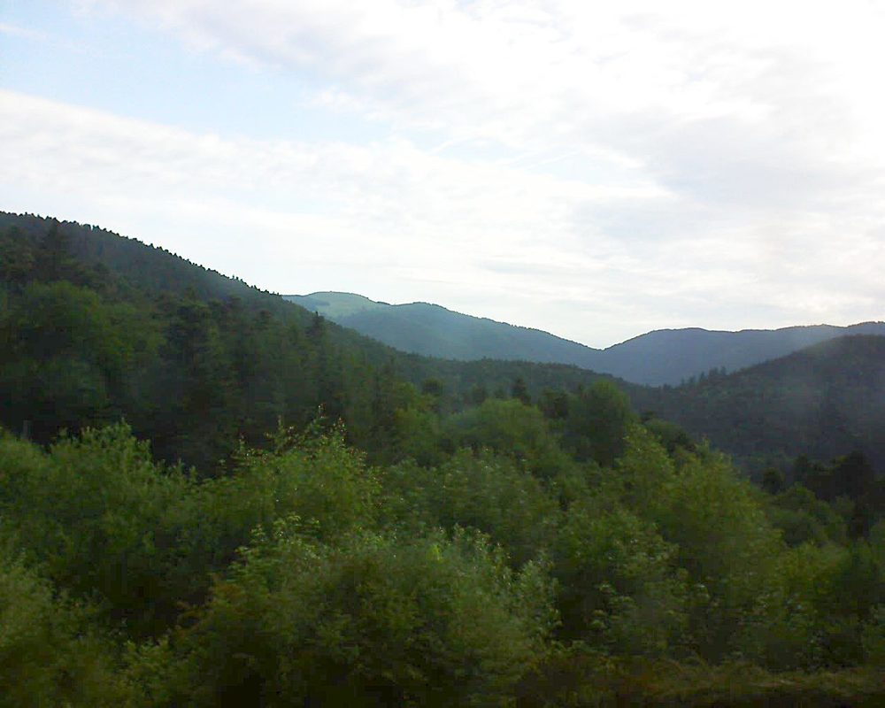 Le petit ballon vu depuis le Domaine Langmatt à Murbach le 17.06.2018 à 07:15 Le petit ballon (Alsace, Vosges) le 17.06.2018 à 07:15